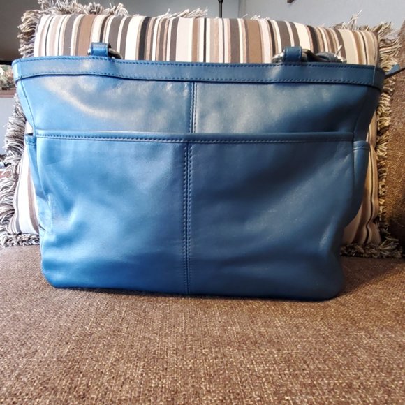 EUC Coach East West Leather Tote - Picture 2 of 10